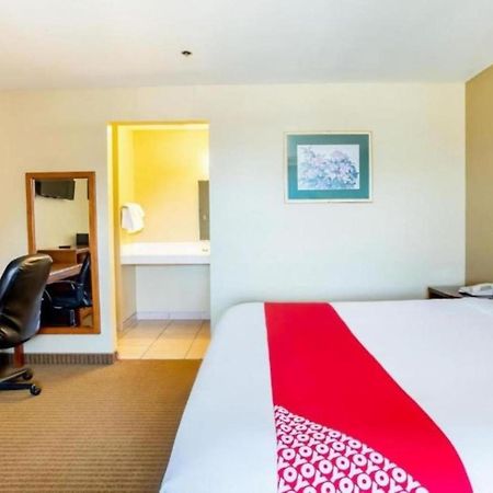 Hotel Palmdale - Antelope Valley -Listing Partner Exterior photo
