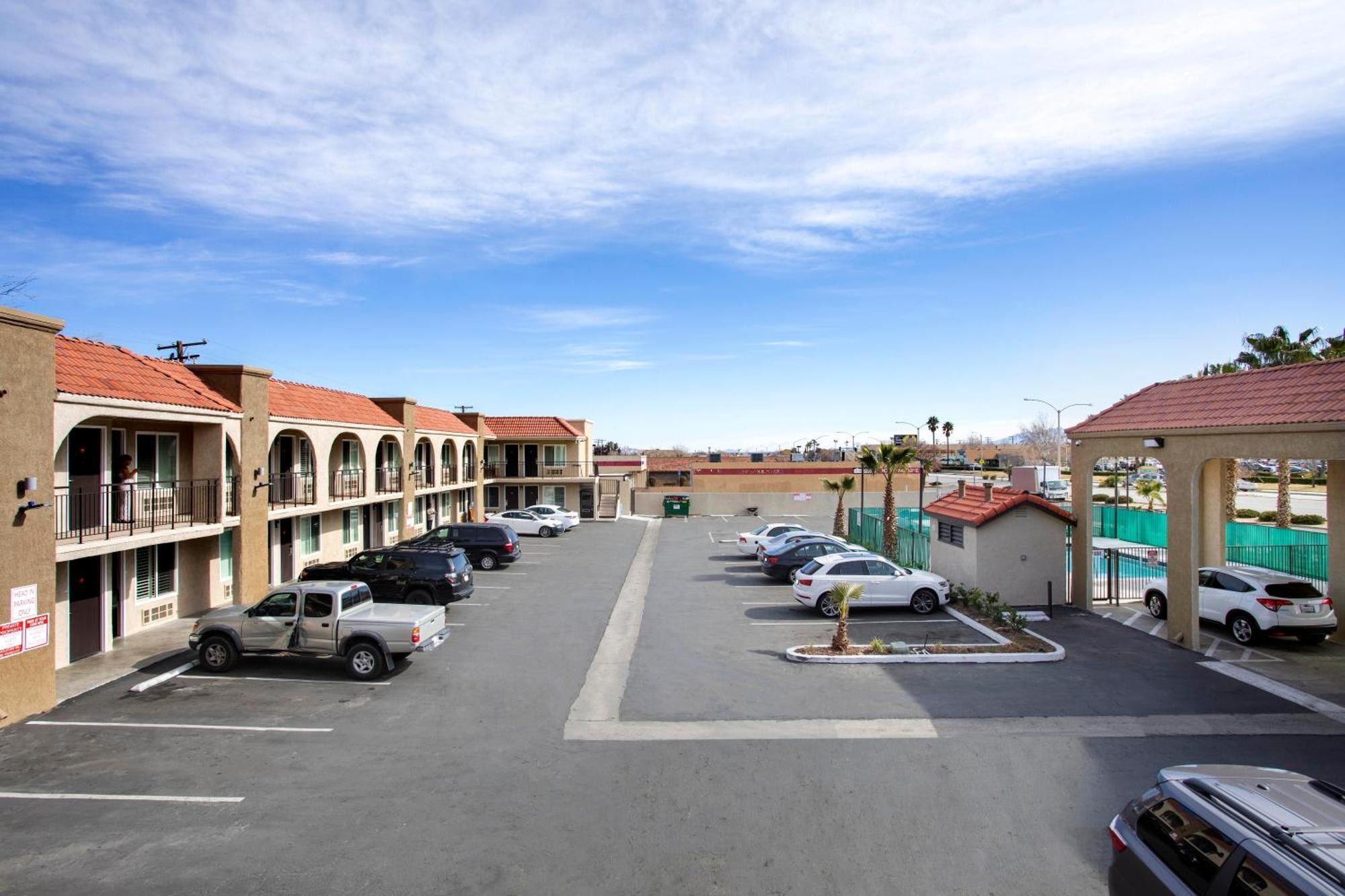 Hotel Palmdale - Antelope Valley -Listing Partner Exterior photo