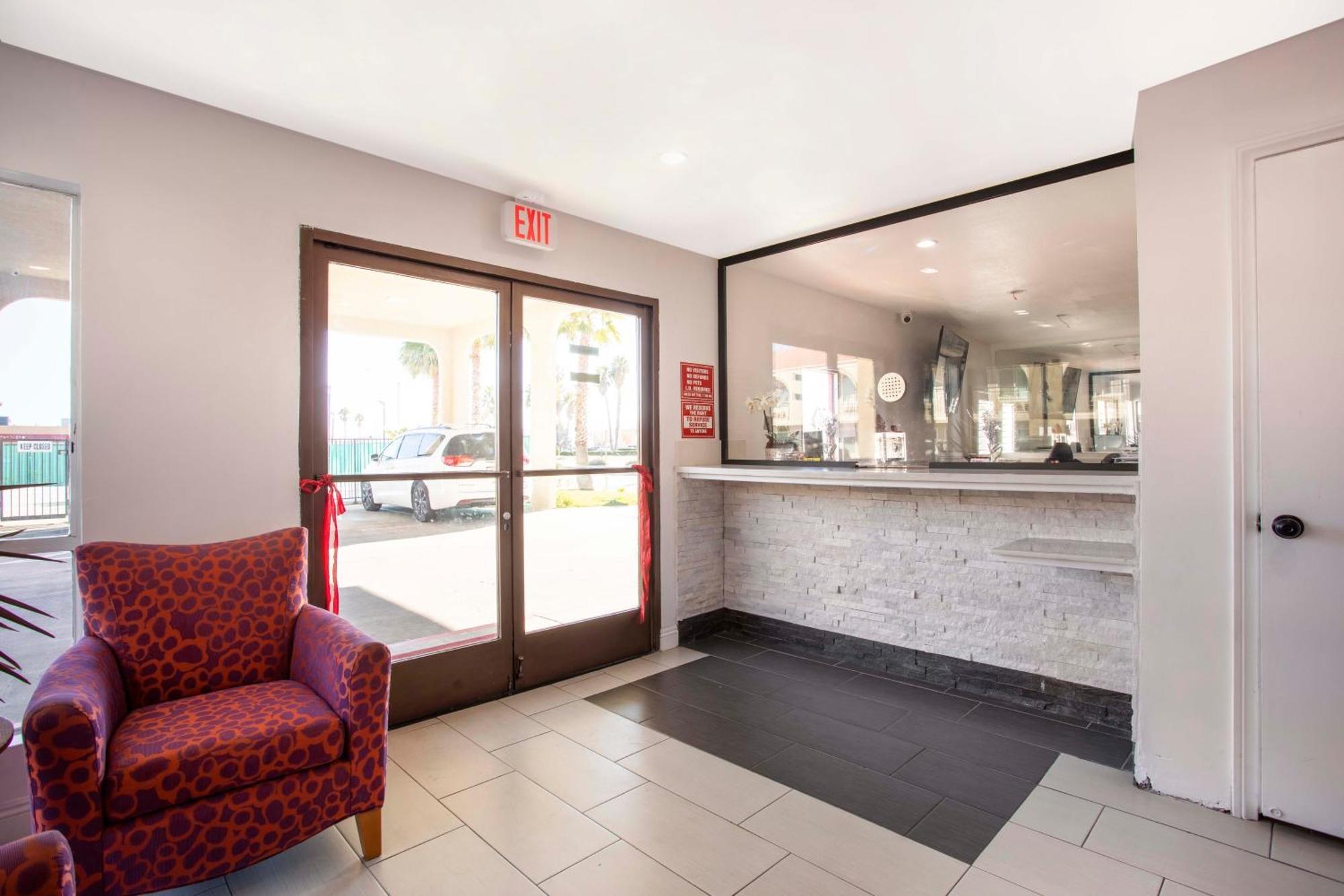 Hotel Palmdale - Antelope Valley -Listing Partner Exterior photo