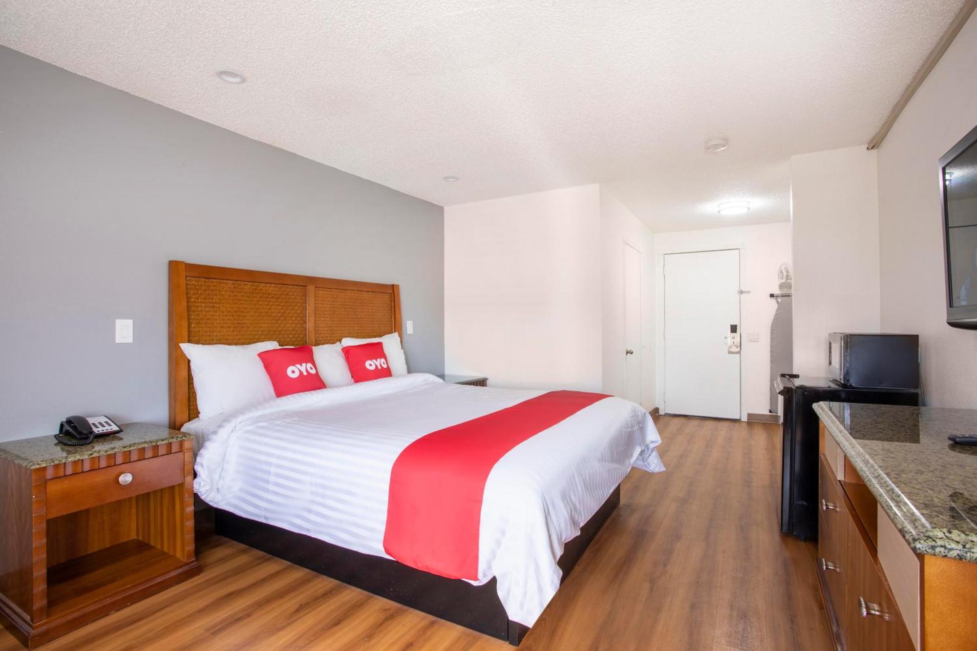 Hotel Palmdale - Antelope Valley -Listing Partner Exterior photo
